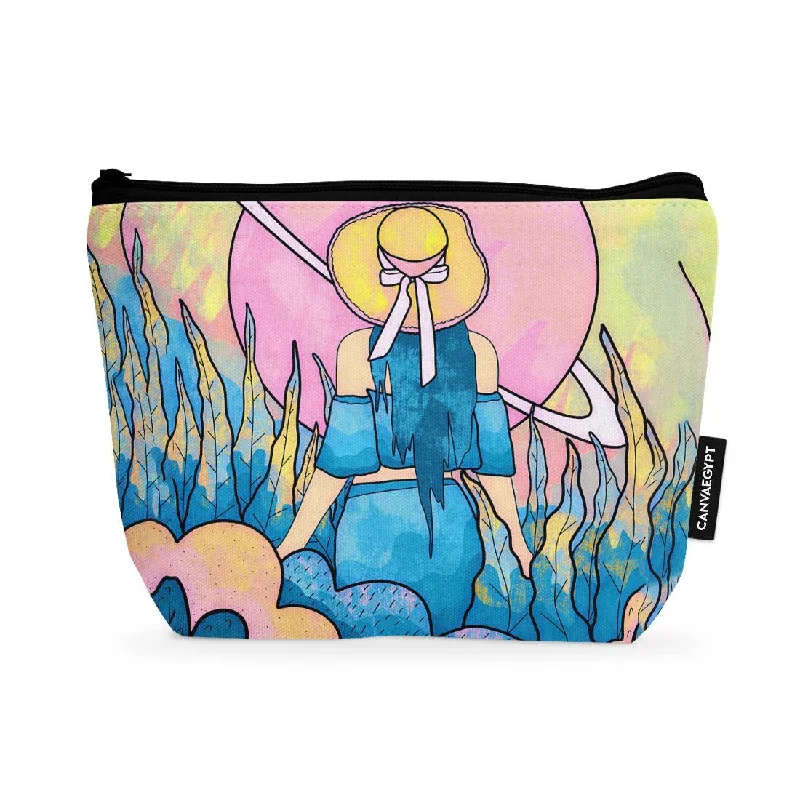 Makeup Pouch The space girl